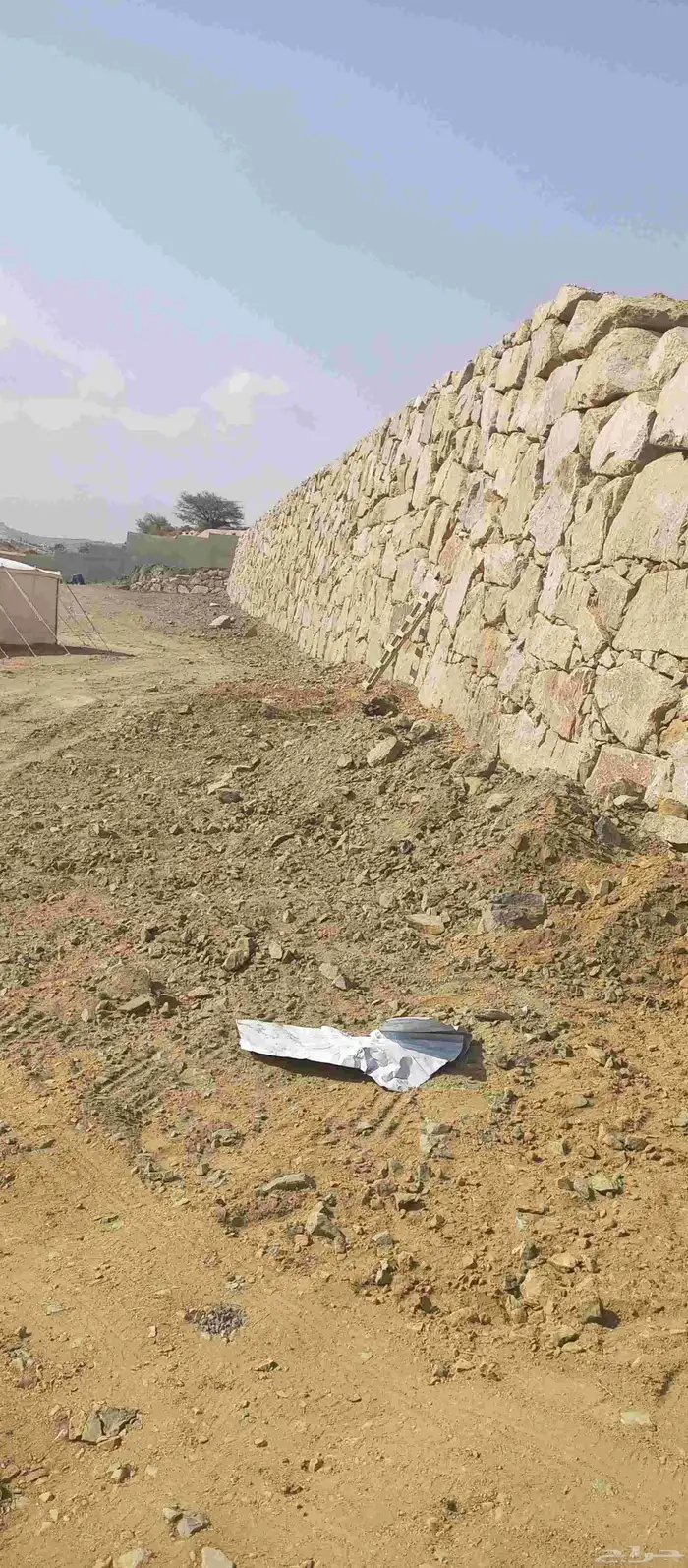 معلم حجر 2
