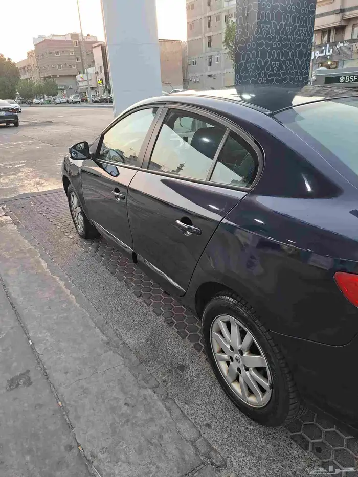 رينو فلونس 2012 12