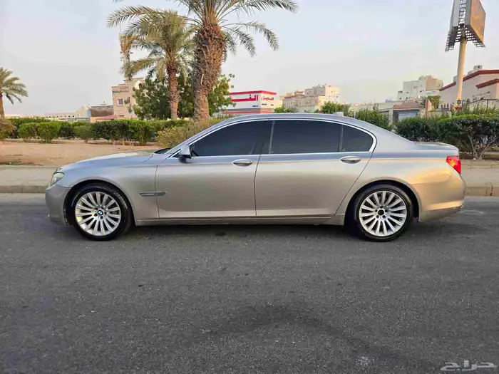 بي ام 730 2012 3