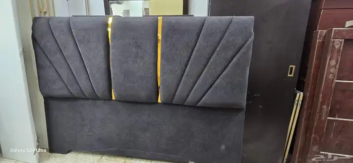 للبيع السراير النفر والنفر والنص والنفرين شبه الجديد وبأسعار 4