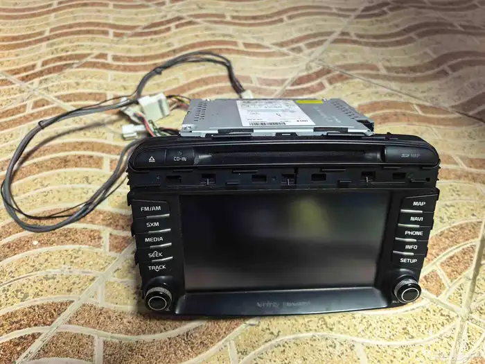 شاشة كيا سورينتو فل كامل 2015-2020 1