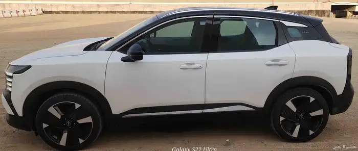 نيسان كيكس 2025 12