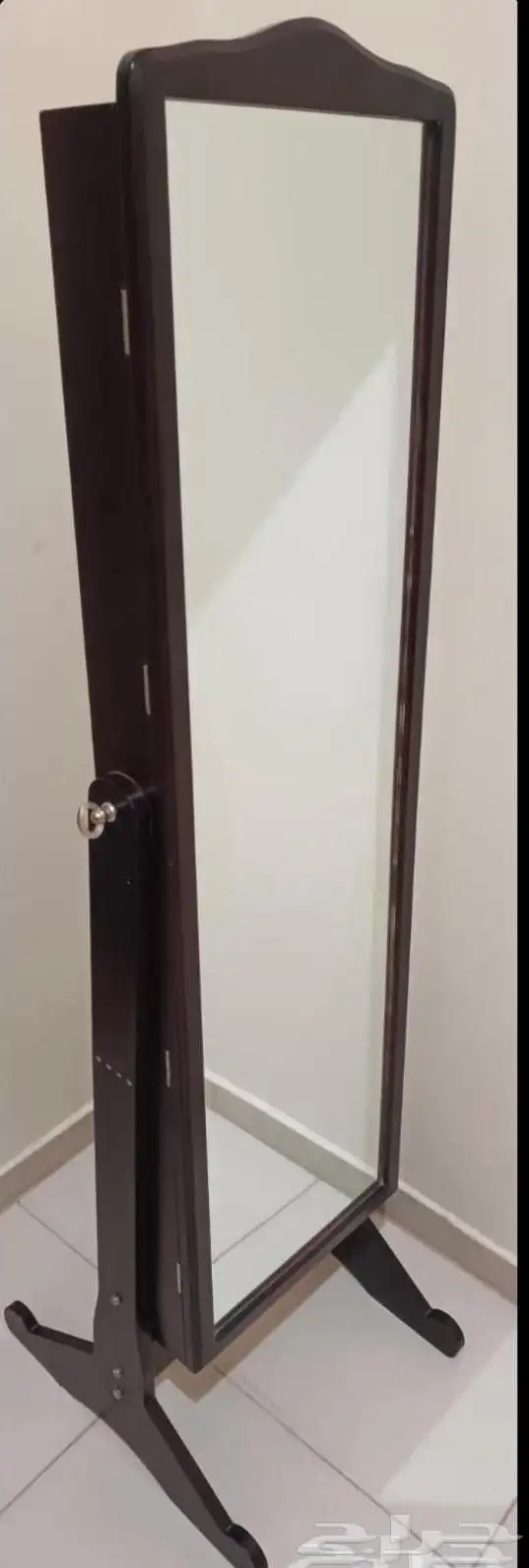 مرايا دولاب الاكسسوارات مستخدمة ونظيفة للبيع المستعجل 0