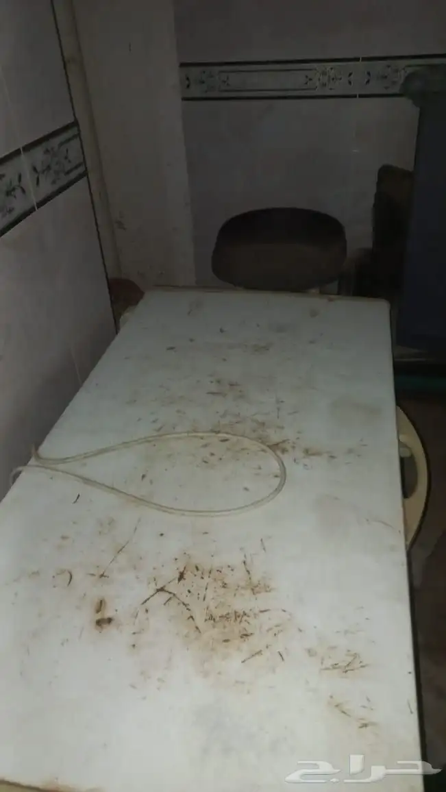 ثلاجه و فيريز و طبليه بلاستيك 2