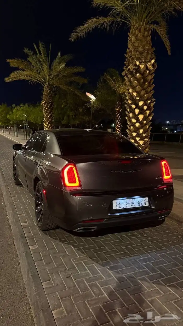 كرايزلر c300s موديل 2020 مخزن 2