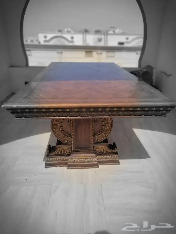 طاولة طعام عائلية 0