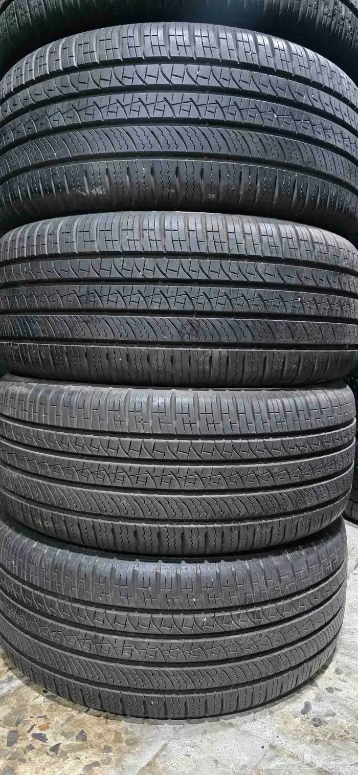 كفرات كفرات برييلي كرت مقاس 235 45R18 1