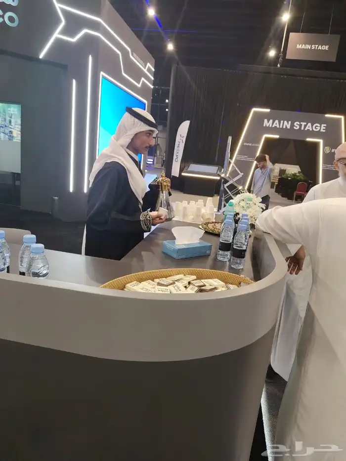 تاجير كراسي وطاولات محل حفلات ومناسبات 5