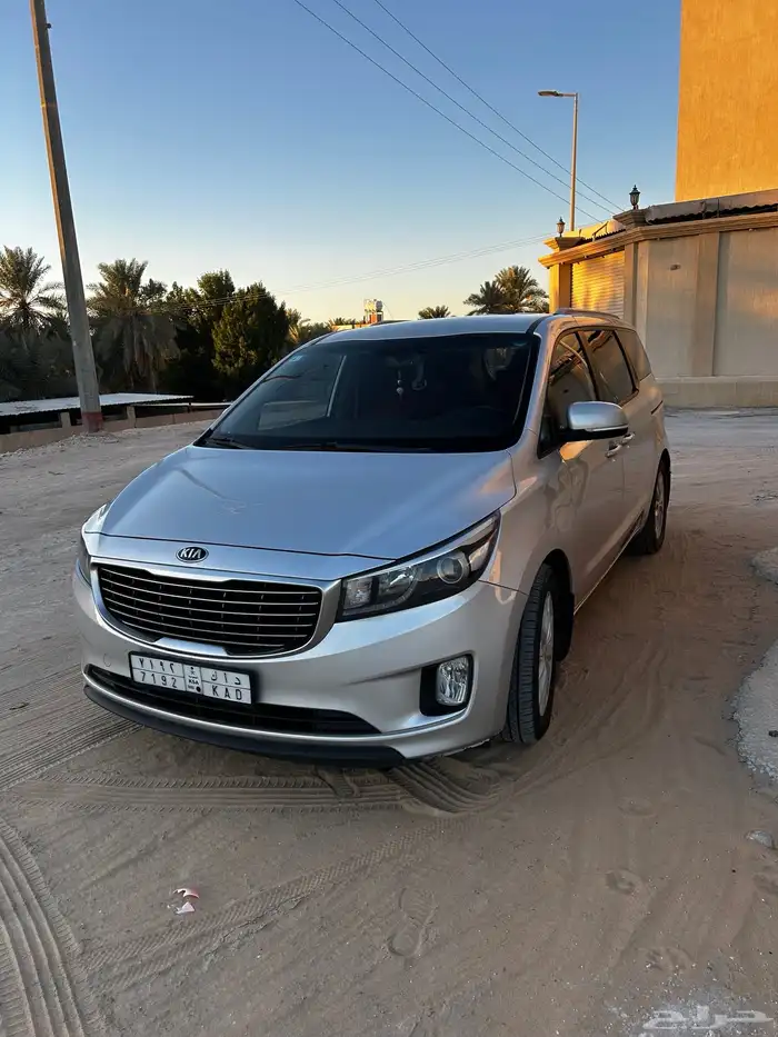 كرنفال (كيا) 2016 بنزين 3