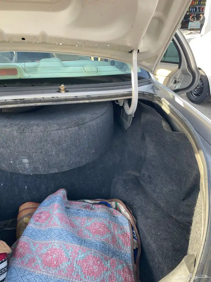 فورد فكتوريا 2012 للبيع 11