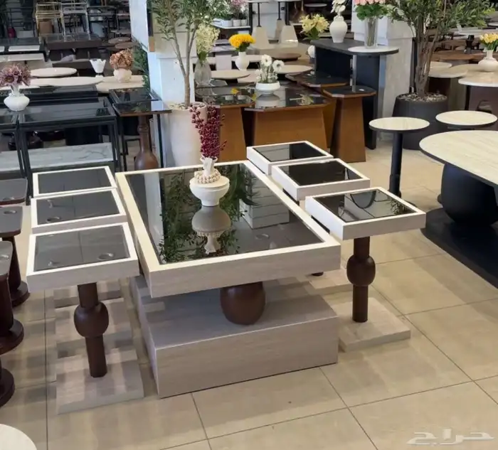 Custom and readymade dining tables 13