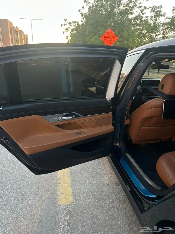 BMW 730li 2019 8