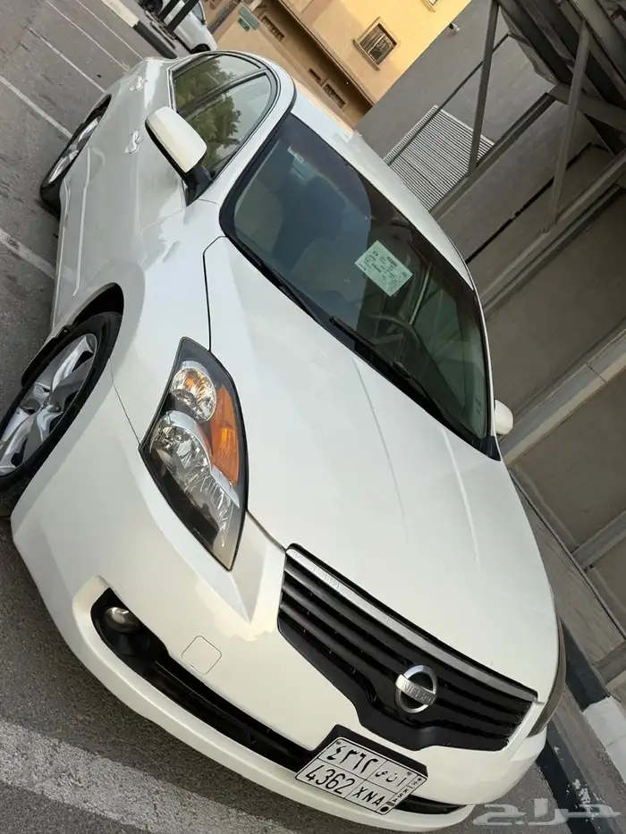 التيما مديل 2009 للبيع 8