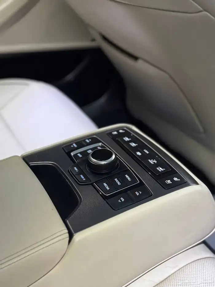 للبيع جنسس 2016 ( رويال ) وكاله 8