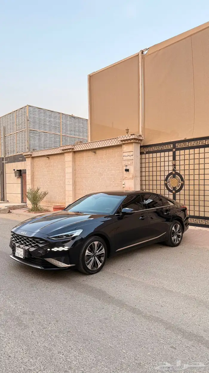 كيا K8 2022 ( بنزين v6) فل كامل 1