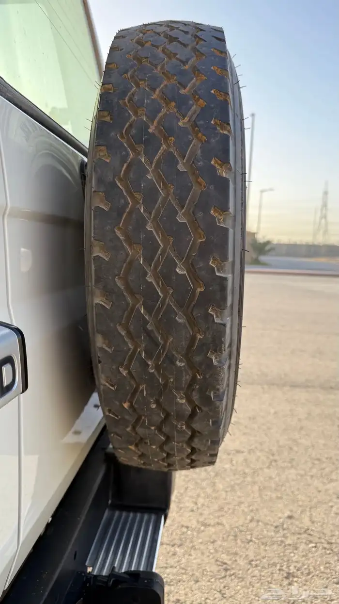 ربع 2013 للبيع 44