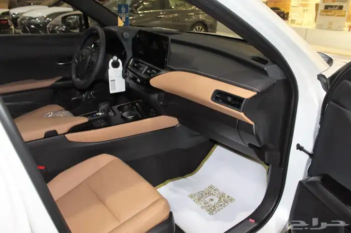 Lexus  UX300h Hybrid  2025  Full Options  Gulf 25