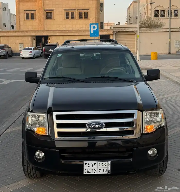2013 Expedition in clean condition 24