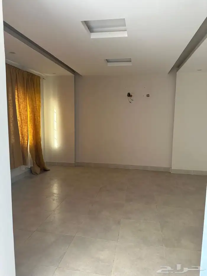 للبيع فيلا في حي الصالحيه بمليون و 100 2