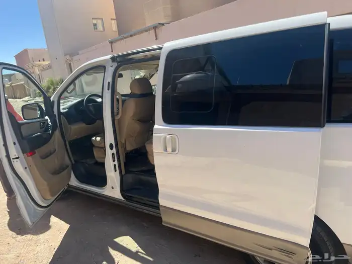 هونداي H1 موديل 2016 4