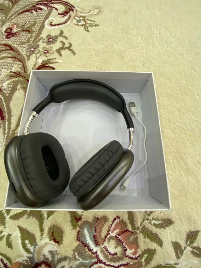 Headset used for one day considered new 1