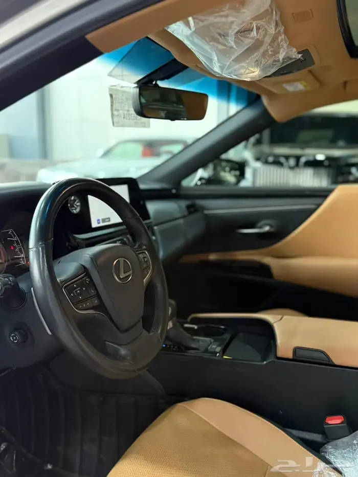 لكزس - 2024 - ES250 - سعودي - بسعر 105 الف 7