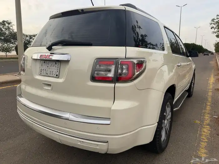 GMC ACADIA2014 مصين بالكامل اوراقه جديده جاهز للنقل 1