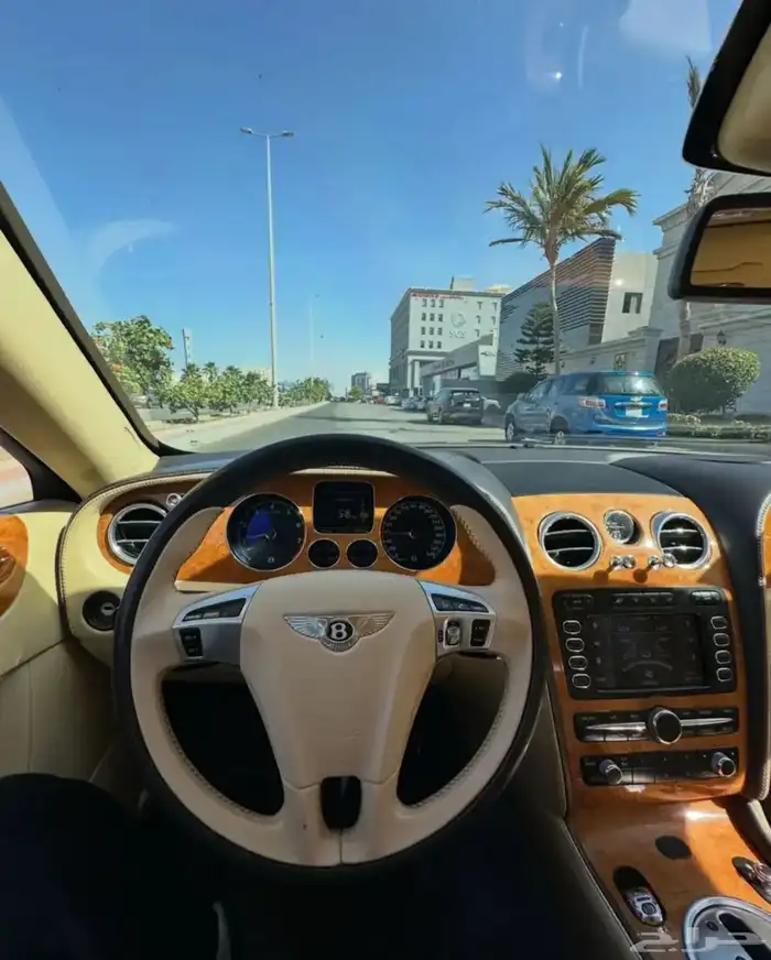 Bentley Flying Spur 2009 mileage 190 for suitable exchange 1