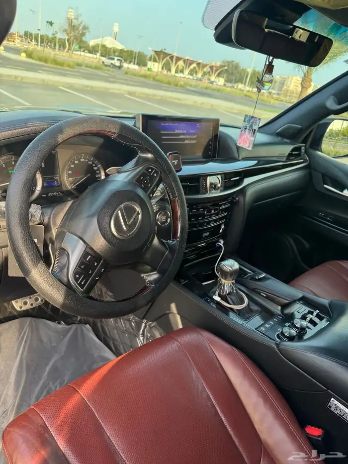 للبيع لكزس على الشرط مديل 2016 14