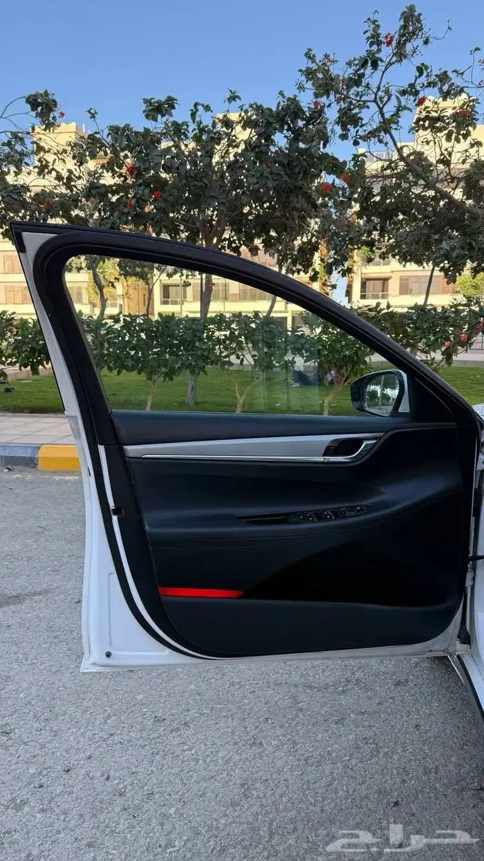 Hyundai Azera 2020 V4 Gasoline Full Option Panorama 8