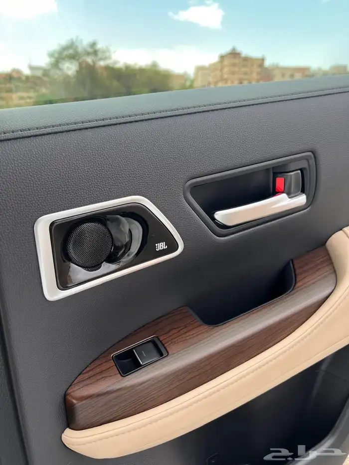 2024 Land Cruiser Salon L5 highest GXR trim 13