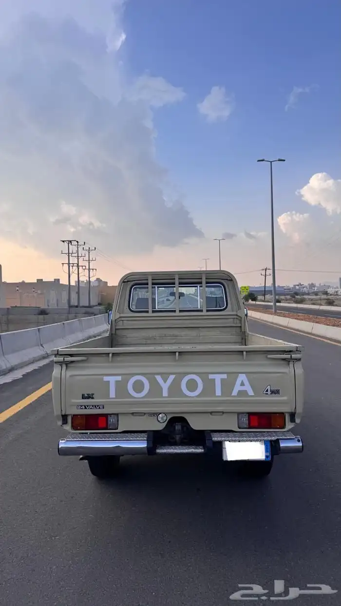 1999 Saudi Land Cruiser AC 10