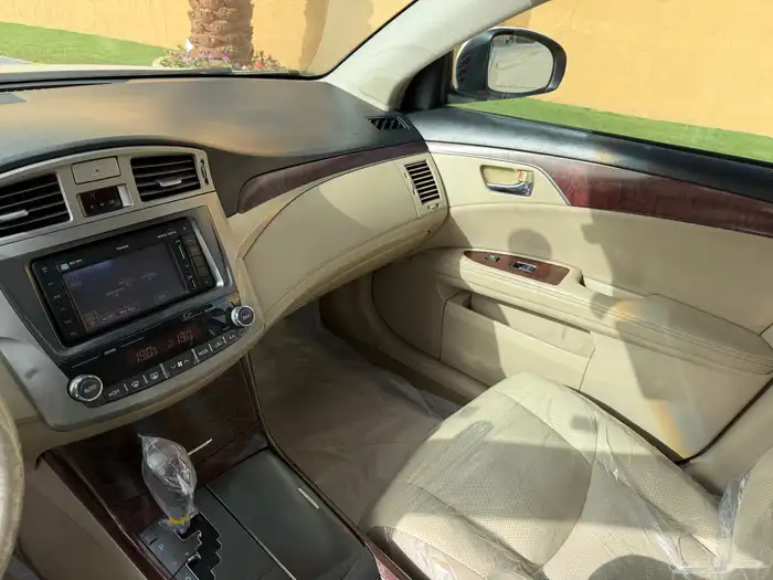Avalon Limited Full Option 28