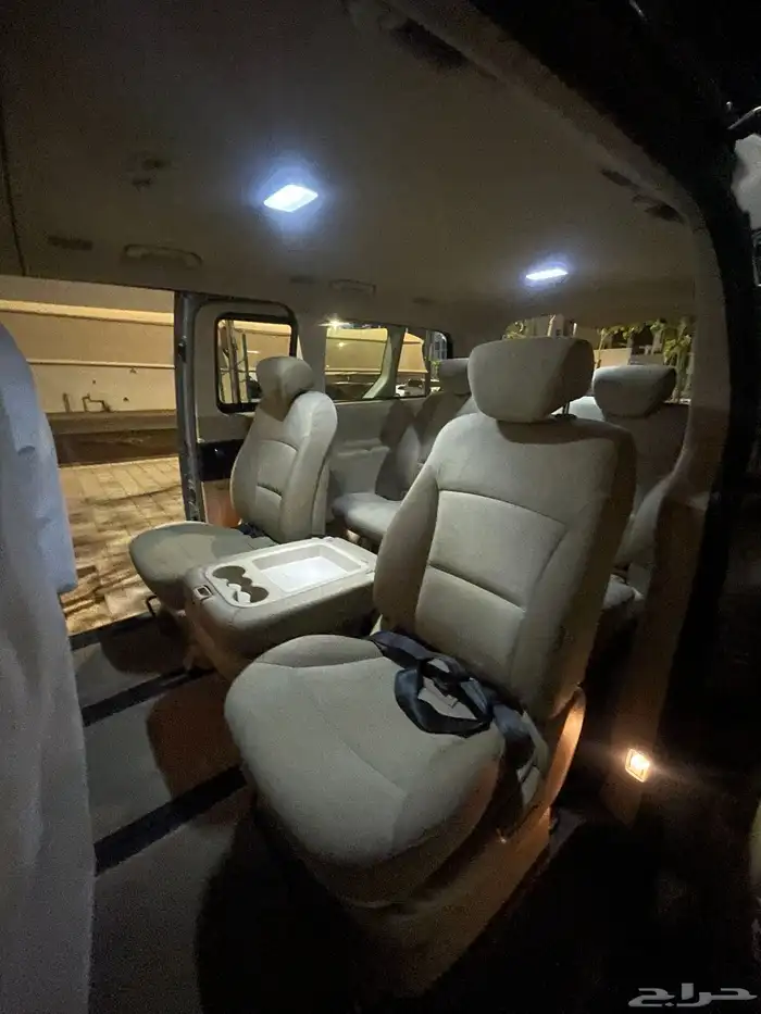 Hyundai H1 2016 very clean first owner 16