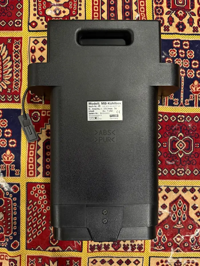MercedesBenz Rear Refrigerator 2