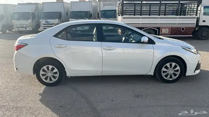 Toyota Corolla 2019 4