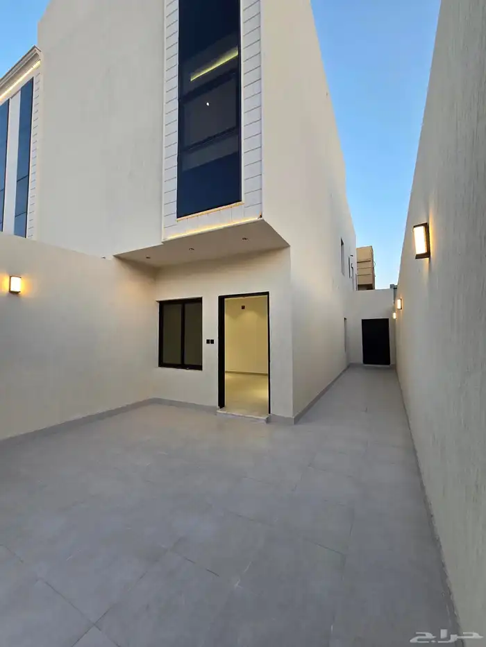 للبيع فيلا تاوي هاوس نظام دورين 1