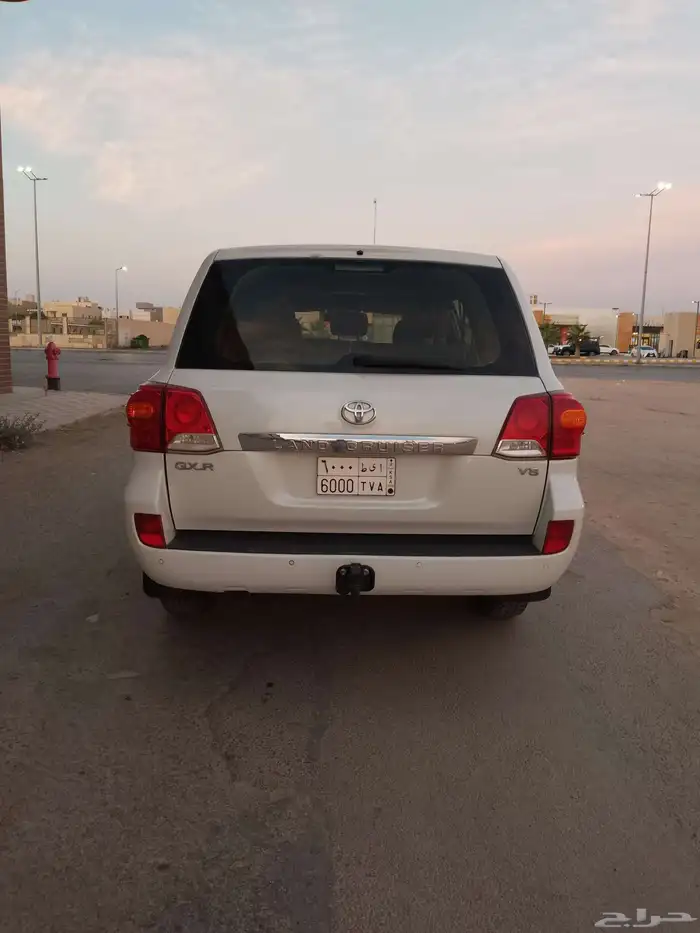 للبيع جيب GXR 2010 5