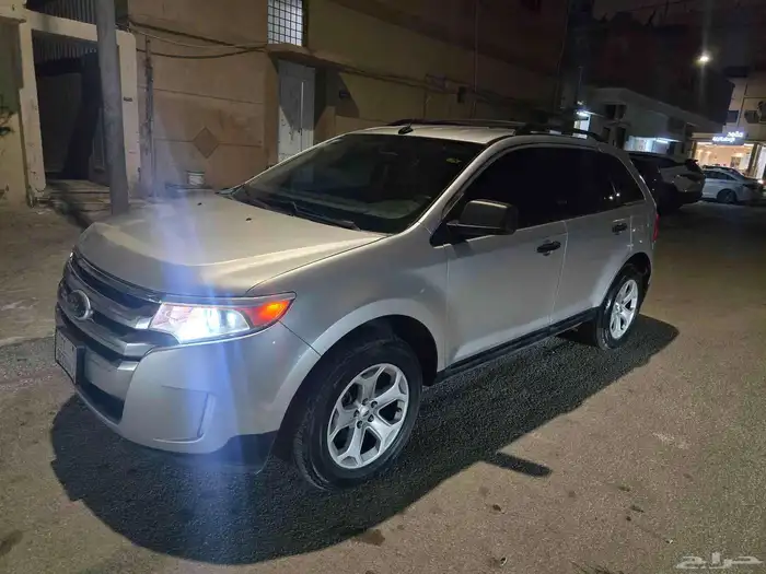 فورد إيدج 2013 للبيع   الموديل  2013   الممشى  300 000 9