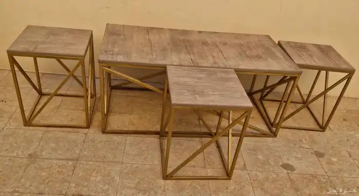 طاولة للبيع 1