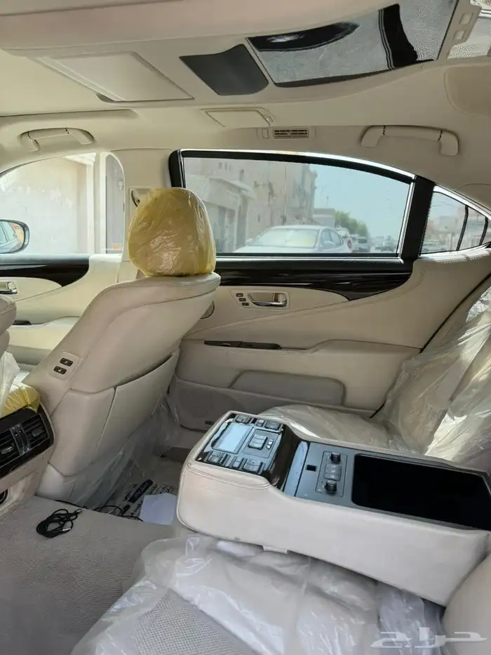 لكزس 460 لارج فل كامل عبداللطيف جميل 7