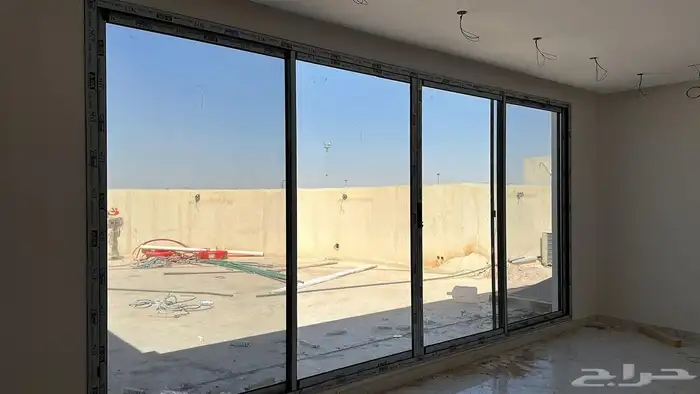 External thermal insulating roller shutter 7