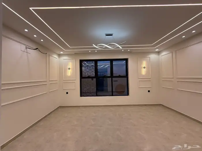 For sale Upper apartments prime location Khamis Mushait 550  6