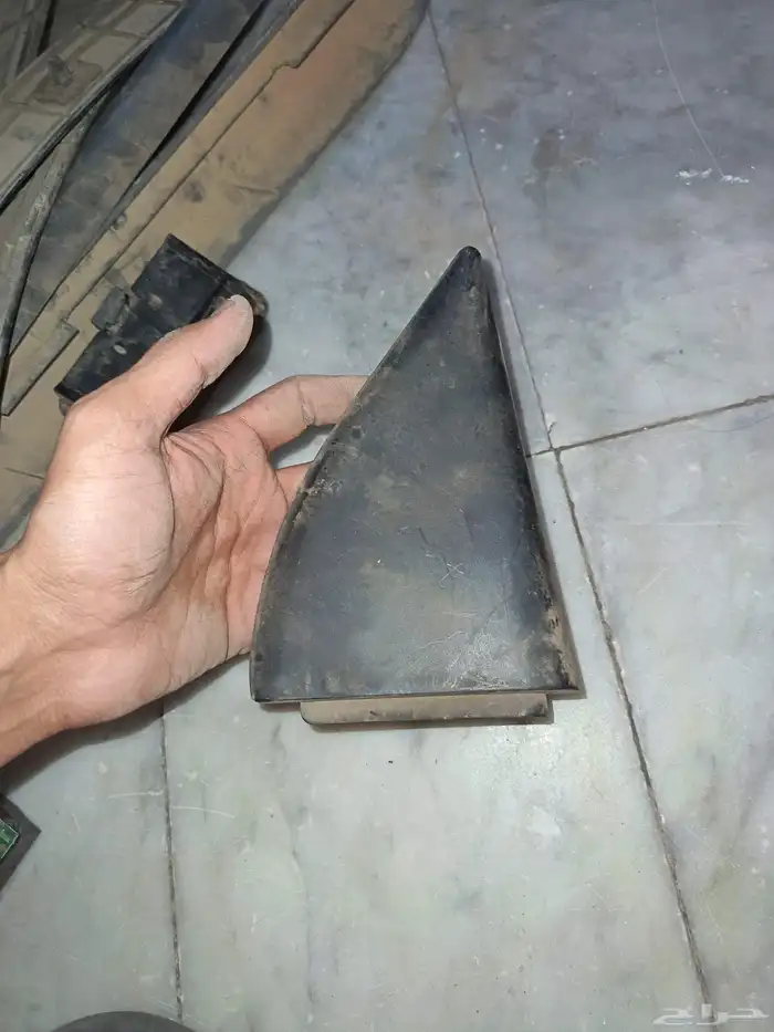 قطع غيار ديكورات كامري 98الى 2000 8