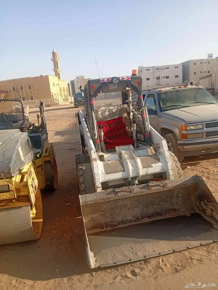 بوبكات للبيع s130مديل 2008على الشرط مكينه طرنبات ممتازه 4