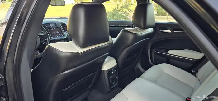 كرايزلر S300 2021 فل كامل V6 14
