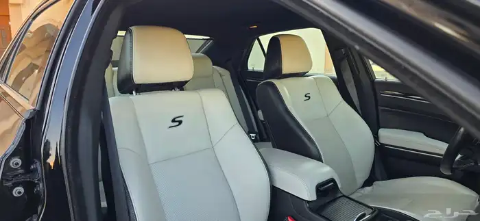كرايزلر S300 2021 فل كامل V6 17
