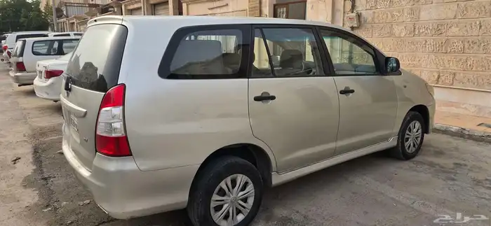 تويوتا انوفا 2013 2