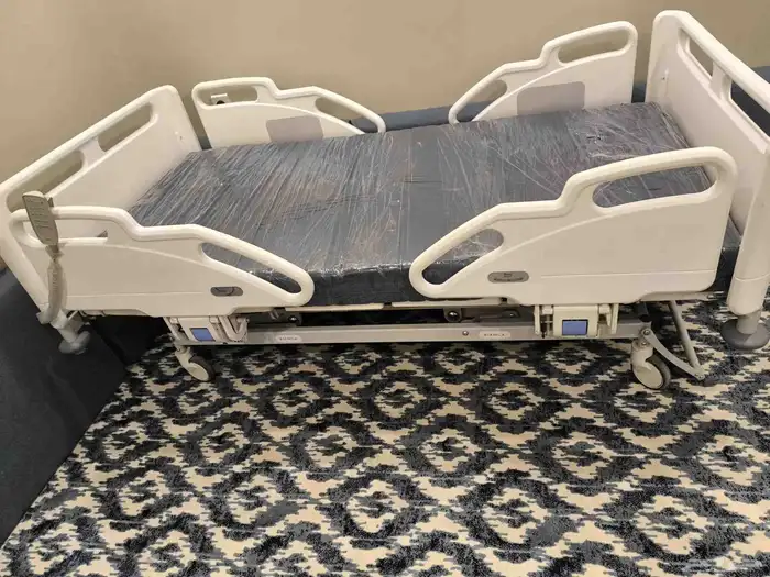 Electric medical bed Saudi made mattress 10 movements 2
