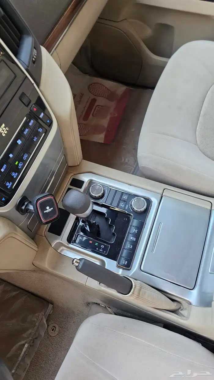 لاندكروزر GXR3 2018 22